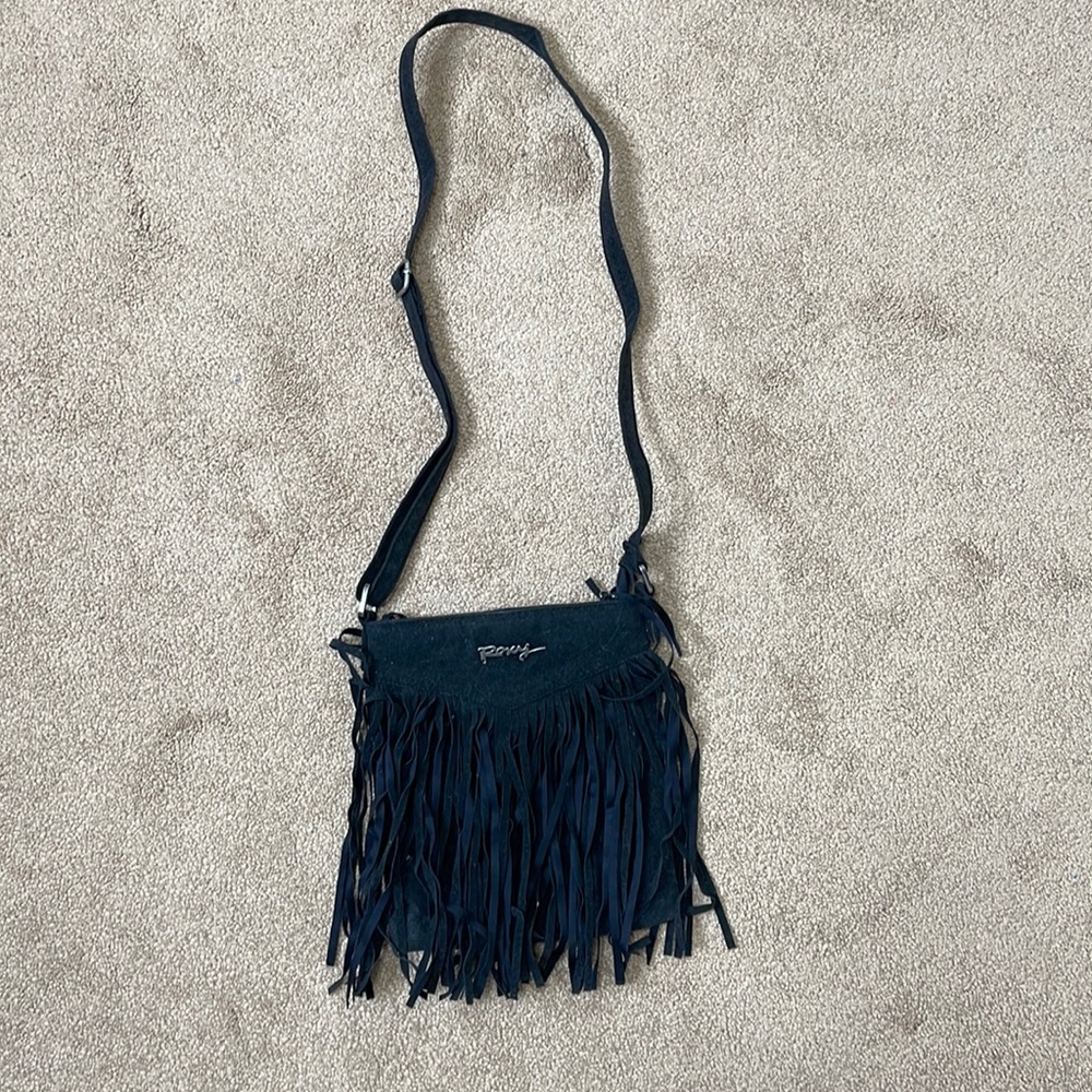 Roxy crossbody bag (black) with fringe